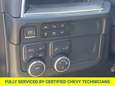 Used 2025 Chevrolet Tahoe LT AWD/4WD image 25