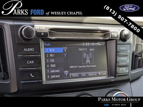 Used 2017 Toyota RAV4 LE AWD/4WD image 20