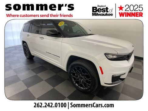 Used 2025 Jeep Grand Cherokee L Summit w/ Obsidian Package AWD/4WD image 6