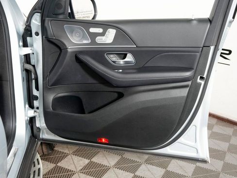 Certified 2020 Mercedes-Benz GLE 350 4MATIC image 33