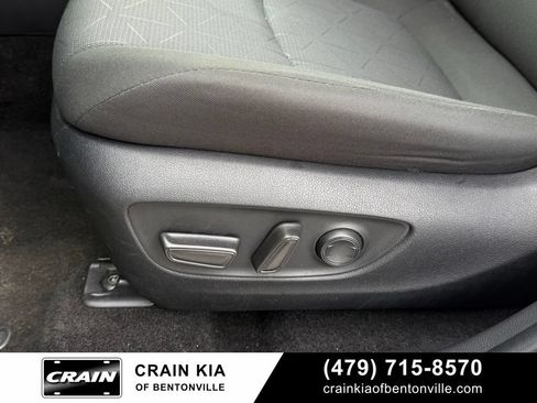 Used 2024 Toyota RAV4 XLE FWD image 11