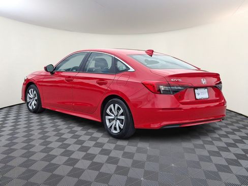 Used 2023 Honda Civic LX image 4