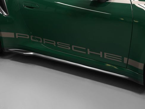 Certified 2025 Porsche 911 Turbo AWD/4WD image 18