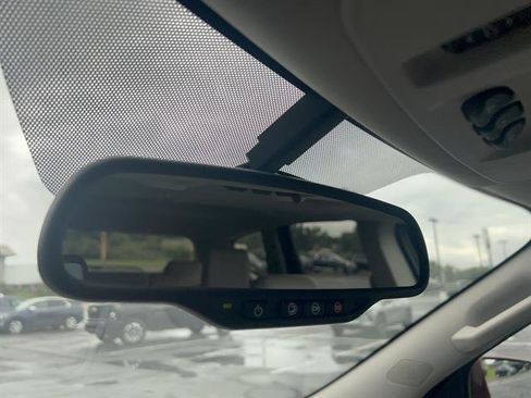 Used 2017 Chevrolet Traverse Premier AWD/4WD image 22