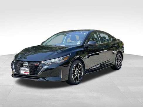 Certified 2024 Nissan Sentra SR w/ SR Premium Package FWD image 2