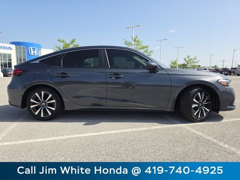 Used 2024 Honda Civic EX-L image 16