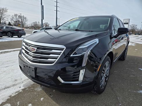 Used 2018 Cadillac XT5 Premium Luxury image 4