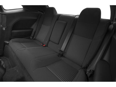 Used 2019 Dodge Challenger SXT image 8