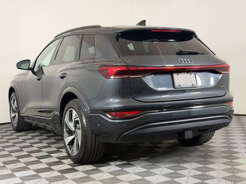 Used 2025 Audi Q6 e-tron Premium Plus w/ Premium Plus AWD/4WD image 3