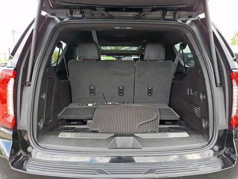 Used 2023 GMC Yukon XL Denali Ultimate AWD/4WD image 30