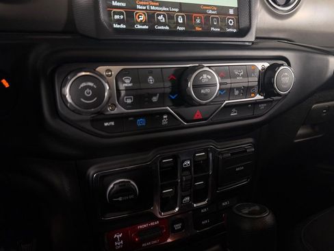 Used 2023 Jeep Wrangler Unlimited Rubicon 4xe w/ Cold Weather Group AWD/4WD image 21