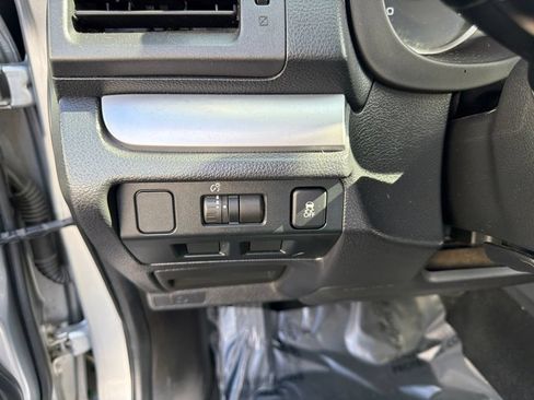 Used 2015 Subaru Forester 2.5i Premium w/ All-Weather Package AWD/4WD image 30