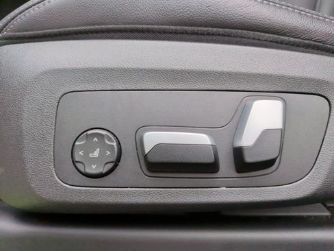 Certified 2024 BMW X3 M40i w/ Premium Package image 28