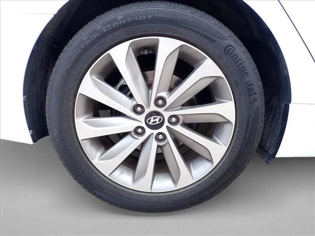 Used 2017 Hyundai Sonata Sport FWD image 6