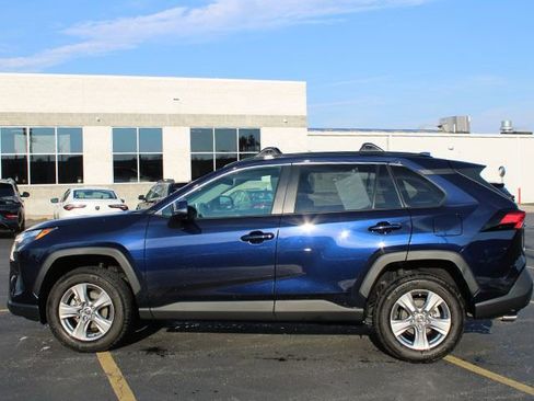 Used 2023 Toyota RAV4 XLE w/ Convenience Package image 7