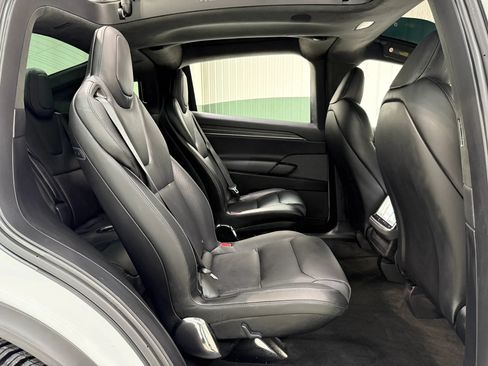 Used 2023 Tesla Model X Plaid AWD/4WD image 18