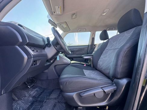 Used 2014 Scion xB FWD image 21