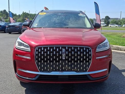 Used 2025 Lincoln Corsair Grand Touring w/ Towing Package AWD/4WD image 2