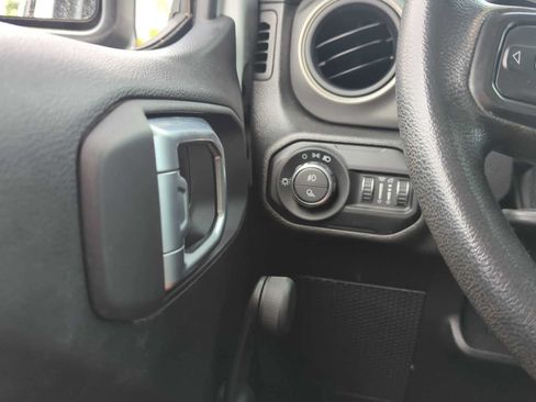 Used 2022 Jeep Gladiator Sport w/ Trailer Tow Package AWD/4WD image 20