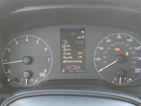 Certified 2025 Toyota Corolla LE image 24