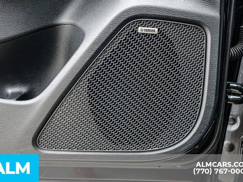 Used 2025 Mitsubishi Outlander SE image 56