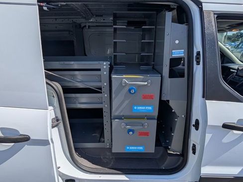 Used 2020 Ford Transit Connect XL image 10