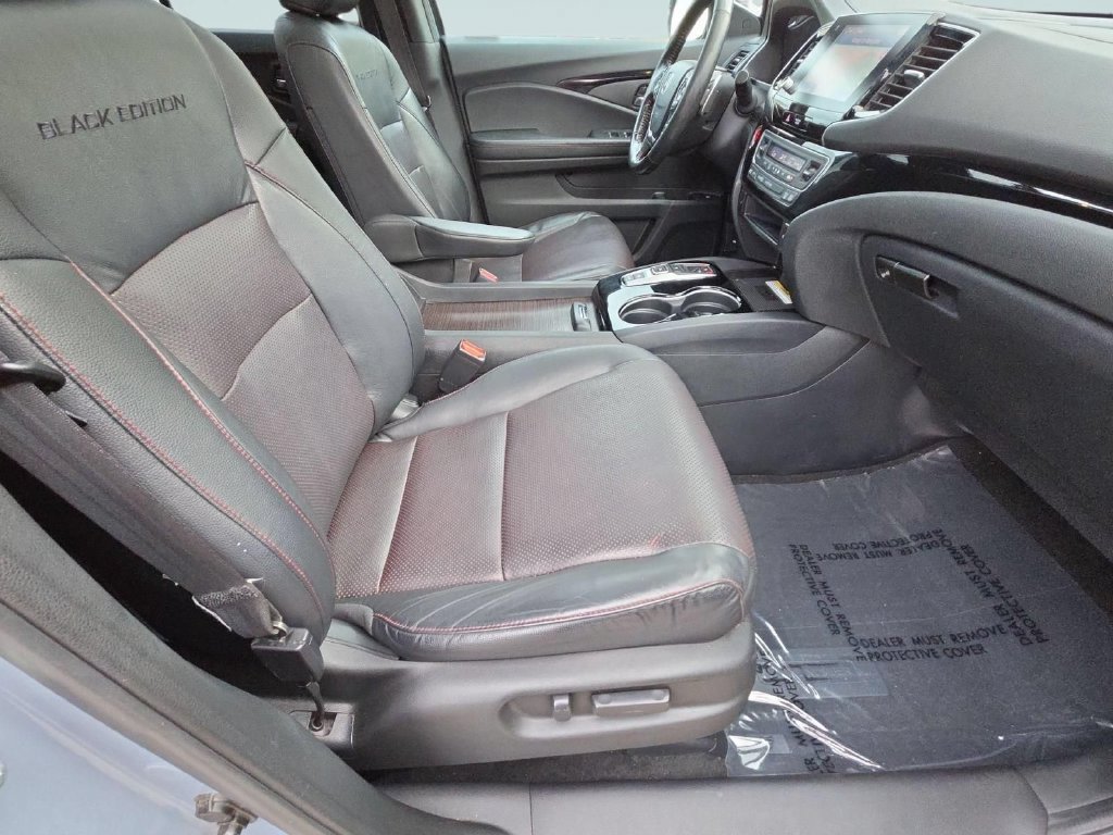 Used 2022 Honda Ridgeline Black Edition image 32