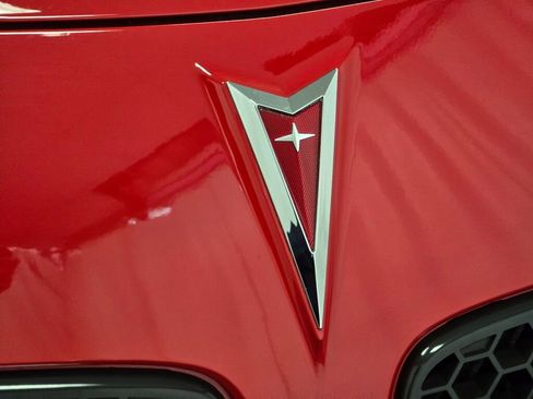 Used 2009 Pontiac Solstice GXP w/ Club Sport Package image 38