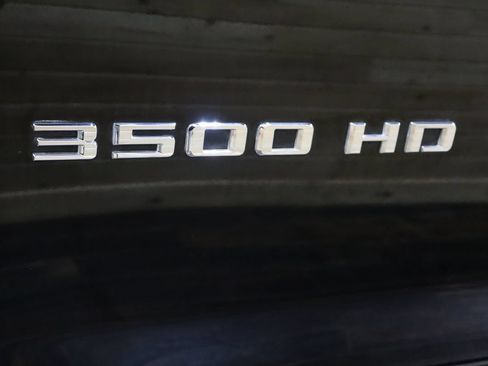 Used 2022 Chevrolet Silverado 3500 High Country AWD/4WD image 21