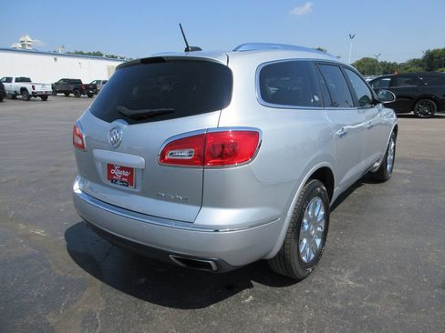 Certified 2017 Buick Enclave Leather FWD image 6
