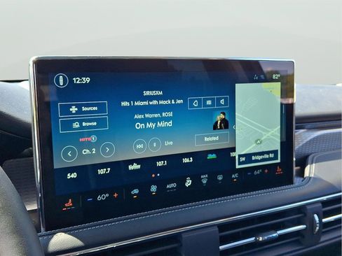 New 2025 Lincoln Corsair Grand Touring image 16