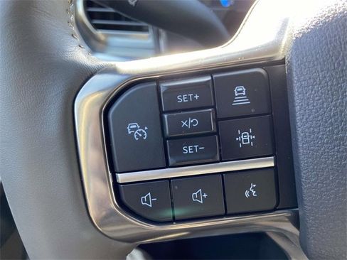 Used 2025 Ford F250 Platinum w/ Platinum Plus Package image 15