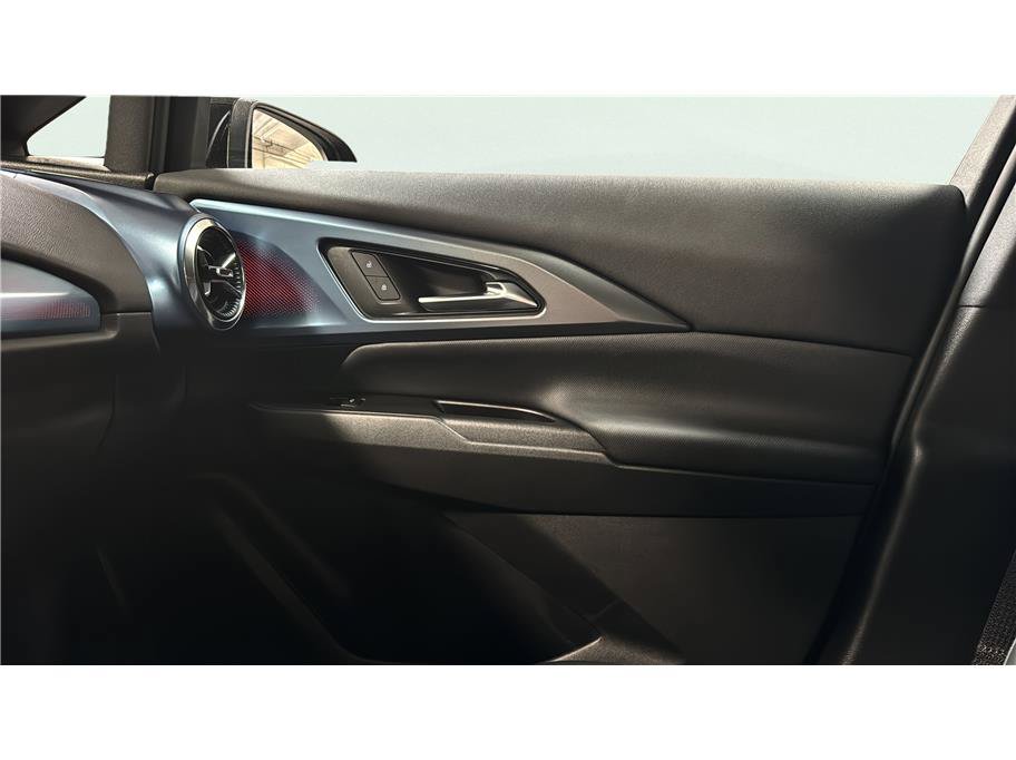 Used 2024 Chevrolet Equinox EV LT FWD image 36