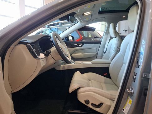 Certified 2026 Volvo XC60 T8 Ultra w/ Protection Package Premier image 11