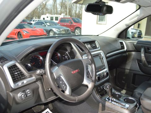 Used 2017 GMC Acadia Limited SLT AWD/4WD image 11