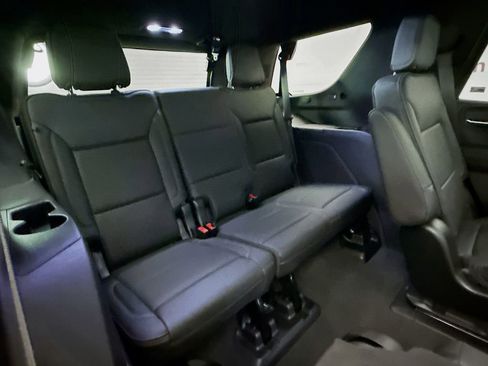 Used 2023 GMC Yukon Denali image 32