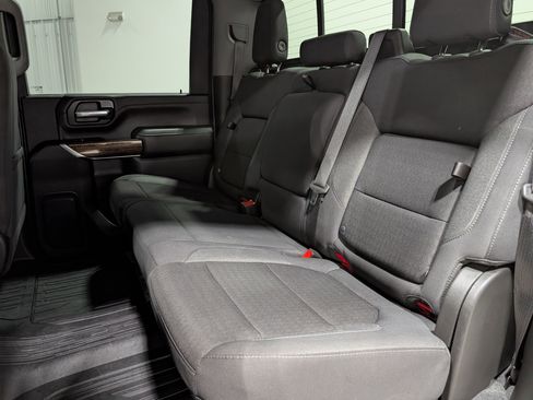 Used 2022 GMC Sierra 2500 SLE w/ SLE Convenience Package image 18