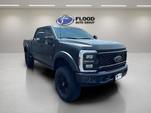 New 2026 Ford F250 Lariat w/ Black Appearance Package AWD/4WD image 1