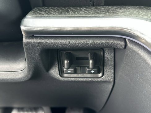 New 2025 Ford Expedition Tremor image 33