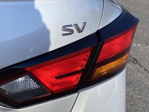 Used 2023 Nissan Altima 2.5 SV FWD image 25