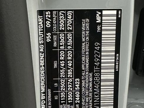 New 2026 Mercedes-Benz GLC 300 image 36