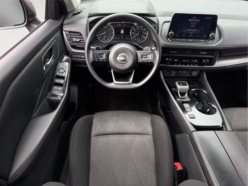 Used 2024 Nissan Rogue SV image 18