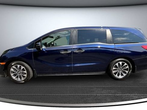 Used 2022 Honda Odyssey EX-L image 8