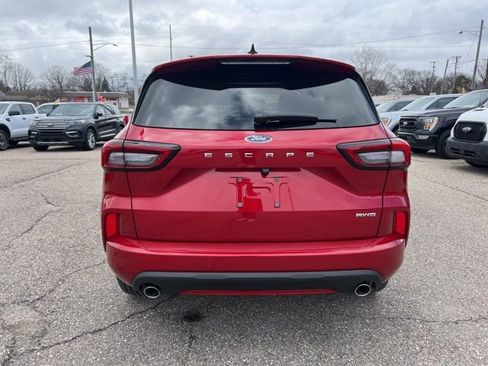 Certified 2024 Ford Escape ST-Line w/ Tech Pack #1 image 5