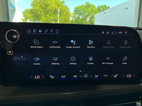 New 2026 Chevrolet Traverse LT w/ LPO, Floor Liner Package FWD image 25