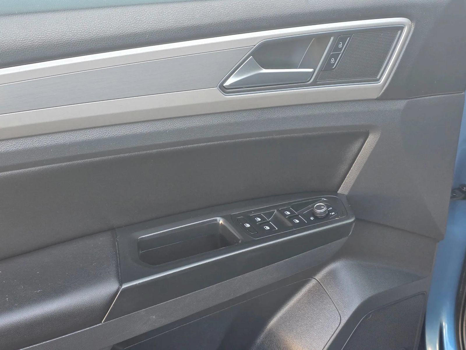 Used 2019 Volkswagen Atlas SE FWD image 10