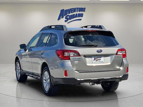 Used 2015 Subaru Outback 2.5i Premium AWD/4WD image 5