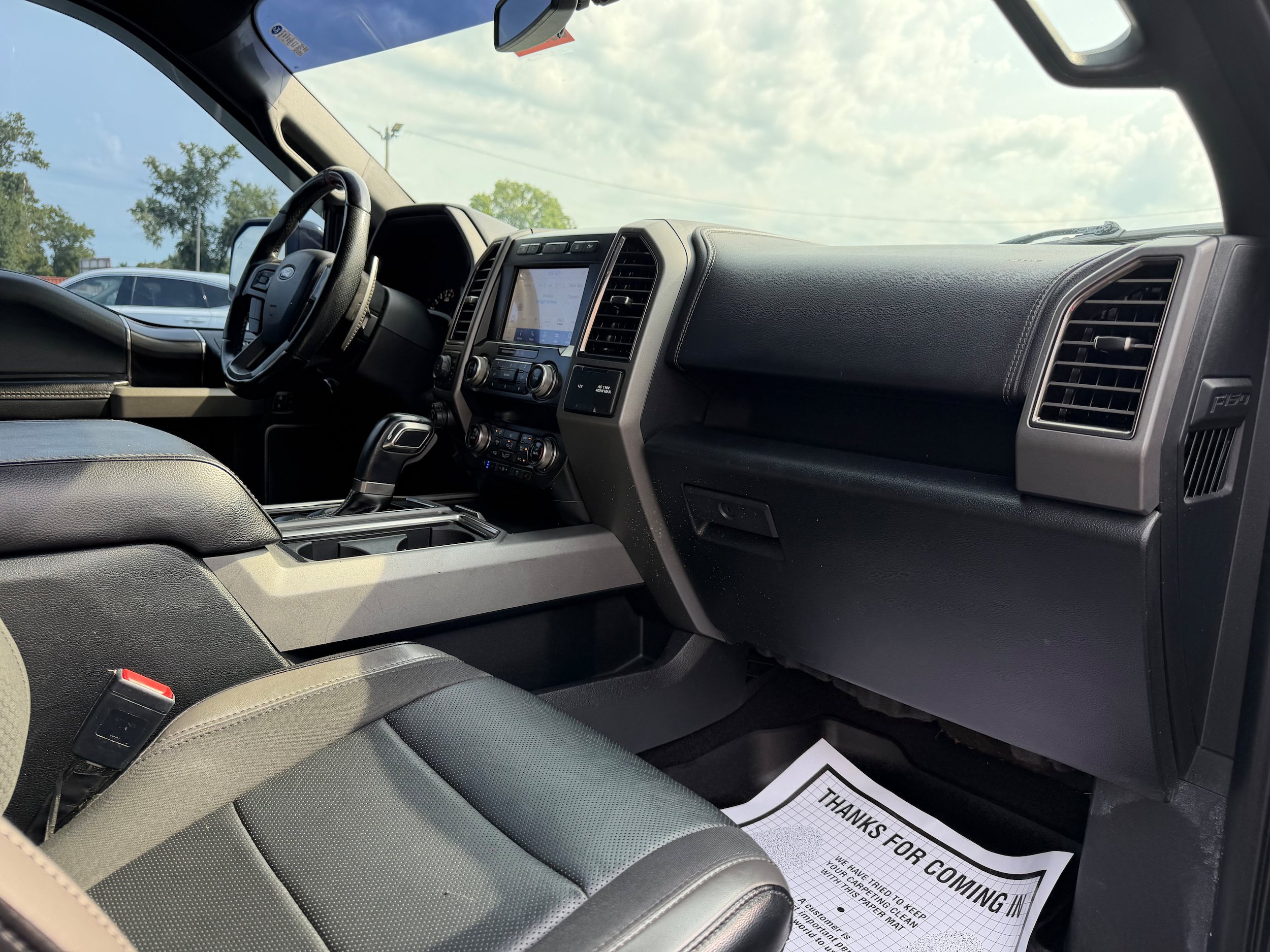 Used 2020 Ford F150 Raptor w/ Equipment Group 802A Luxury AWD/4WD image 16
