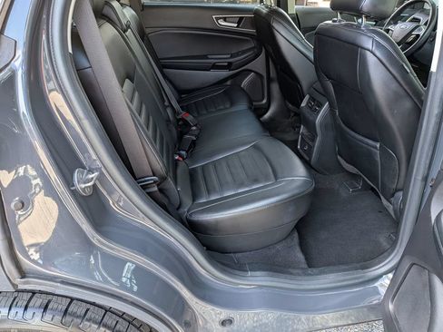 Used 2021 Ford Edge SEL w/ Cargo Accessory Package AWD/4WD image 30