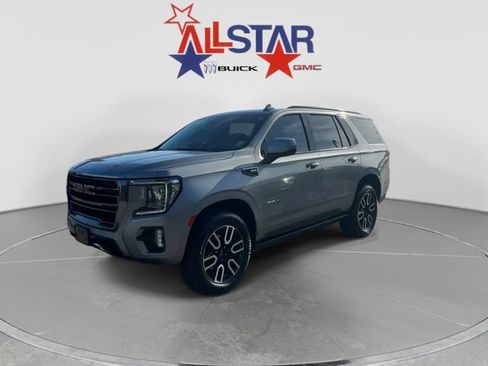 Used 2023 GMC Yukon AT4 w/ Technology Package AWD/4WD image 3